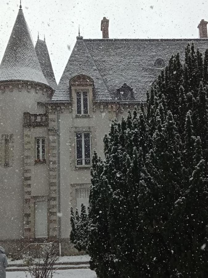 Chateau Maleplane Bed & Breakfast แซ็งต์-เลโอนาร์-เดอ-โนบลาต์ ภายนอก รูปภาพ